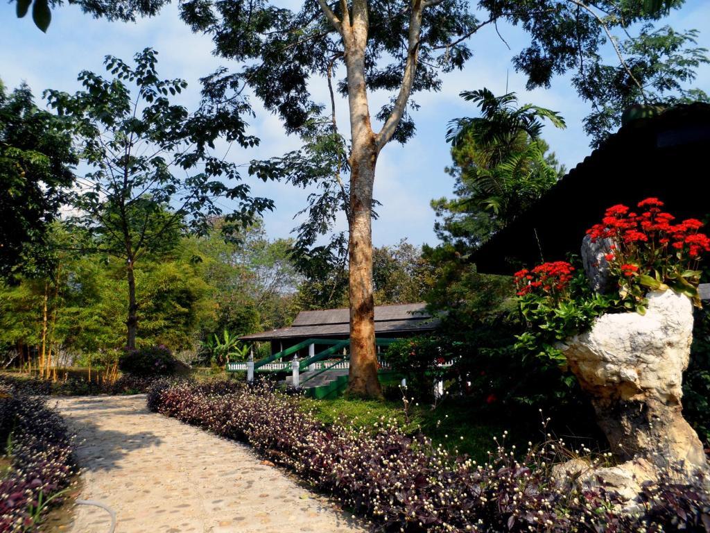 Khunnam Rimtarn Resort Mae Sai Exterior foto
